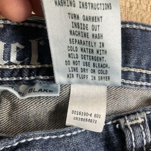 NWT Cruel Girl Blake Low Rise Boot Cut Whiskered Jeans Women Size 9 Long - Picture 4 of 12